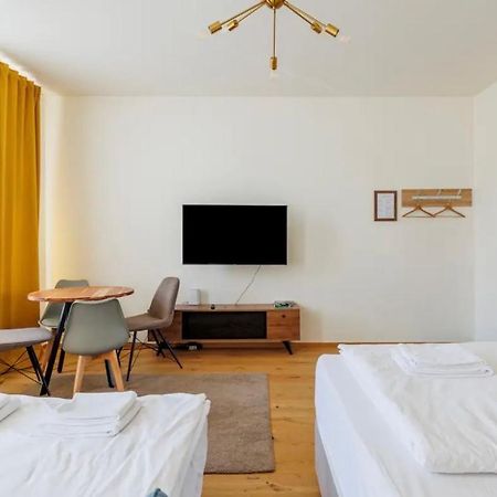 Apartment Near Hauptbahnhof - Kingsize Bed เวียนนา ภายนอก รูปภาพ