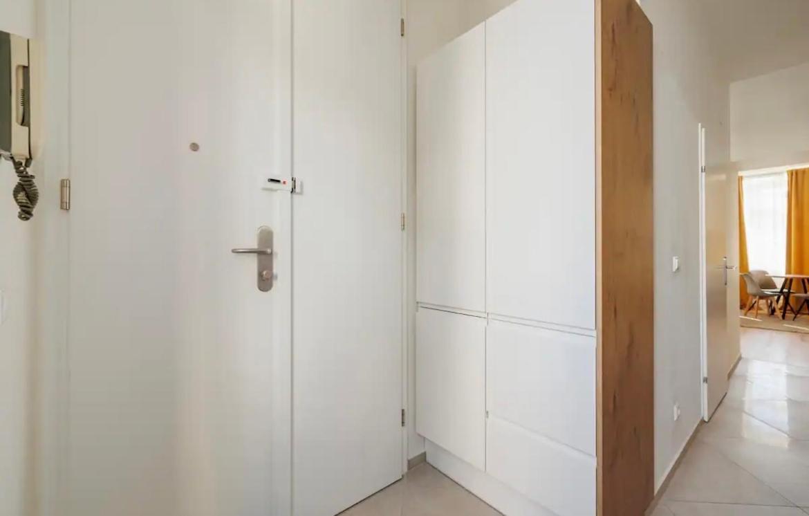 Apartment Near Hauptbahnhof - Kingsize Bed เวียนนา ภายนอก รูปภาพ