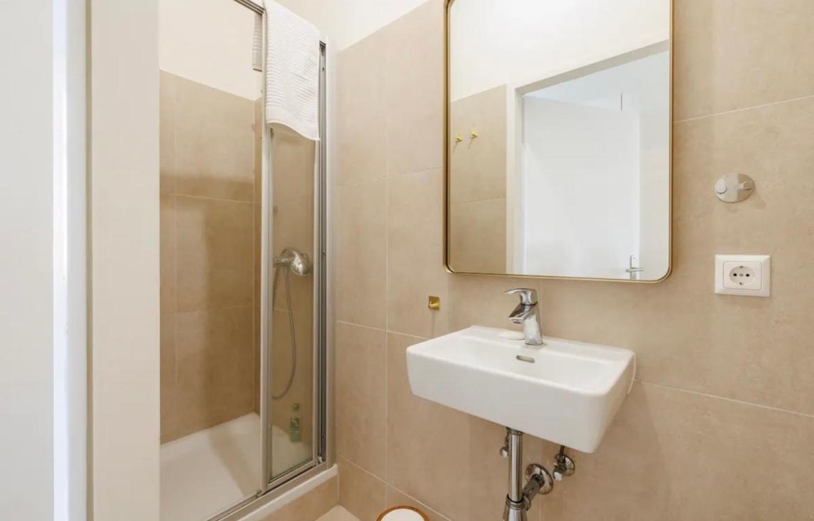 Apartment Near Hauptbahnhof - Kingsize Bed เวียนนา ภายนอก รูปภาพ